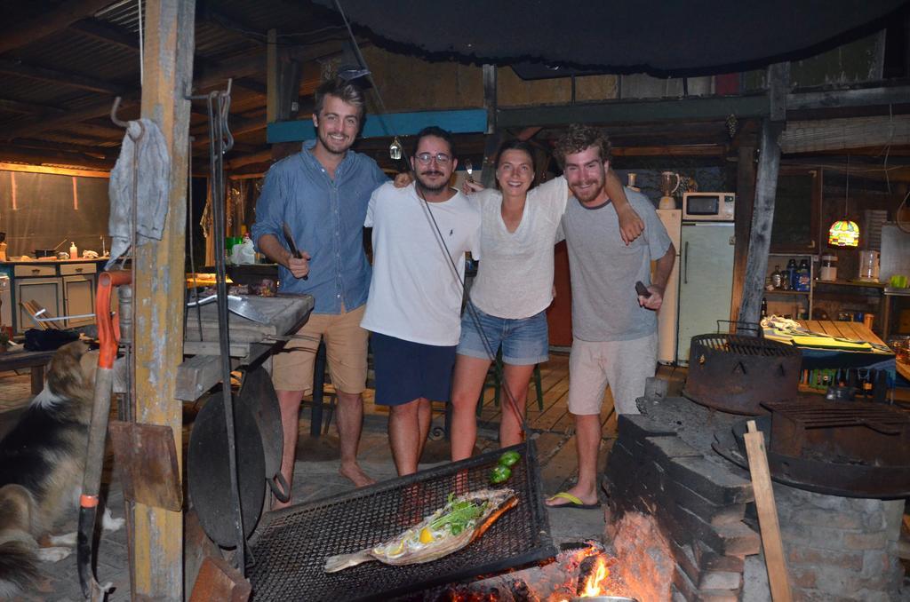 La Brujula Hostel La Paloma Bagian luar foto
